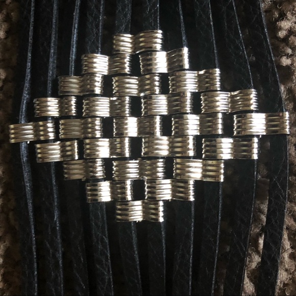 Chico’s genuine leather adjustable belt big buckle - Picture 8 of 8